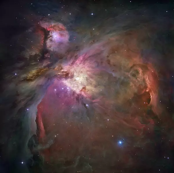 m42 nebula,messier 42,orion nebula
