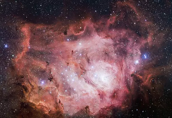 lagoon nebula,messier 8,m8 nebula