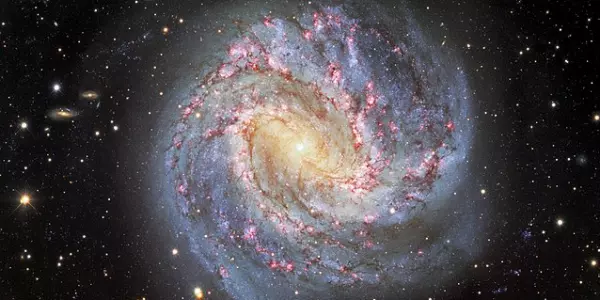 m83 galaxy,southern pinwheel galaxy,messier 83